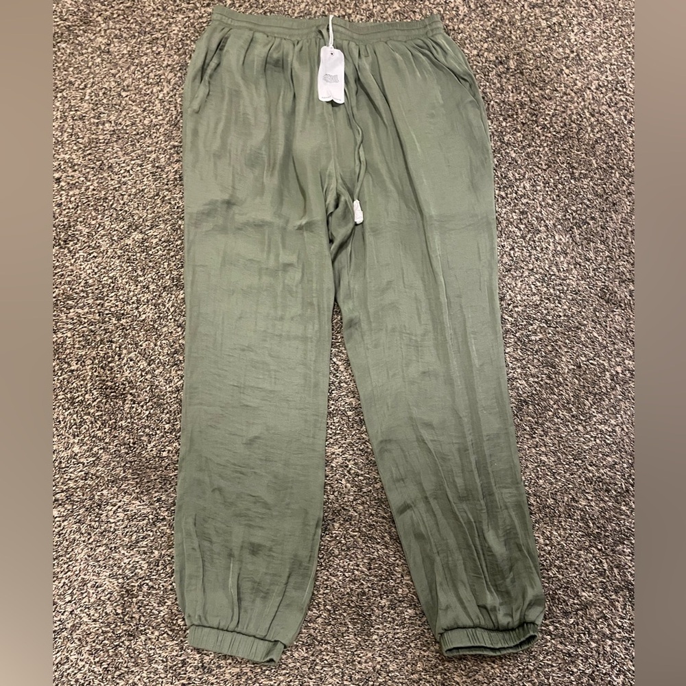 Silk joggers